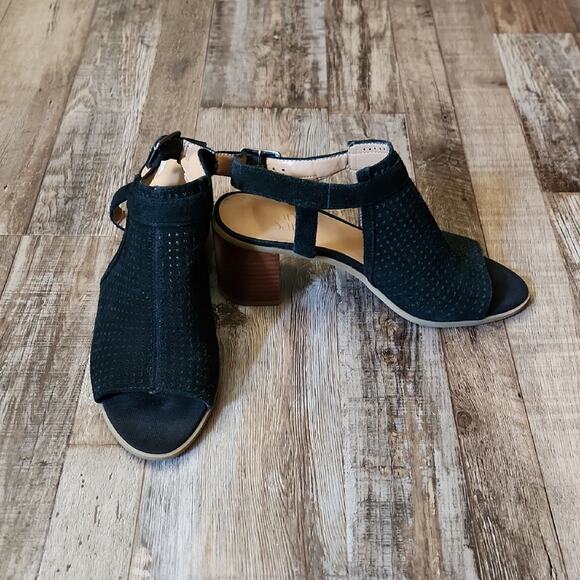 Franco Sarto Harlet2 Black Suede Slingback Sandals Size 7 Peep Toe Neutral Block - Picture 1 of 11